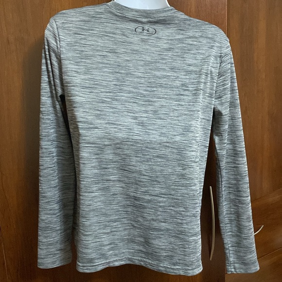 Under Armour P2p 17” youth large, gray, long sleeves - Picture 2 of 4